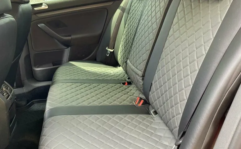 Volkswagen Jetta V