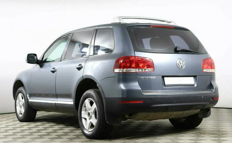 Volkswagen Touareg 3.2 Автомат