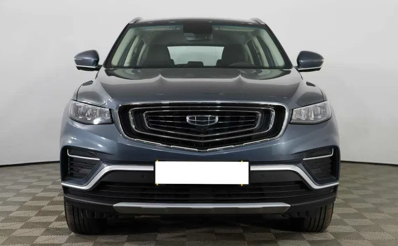 Geely atlas pro робот 2021 с пробегом 8 100 км