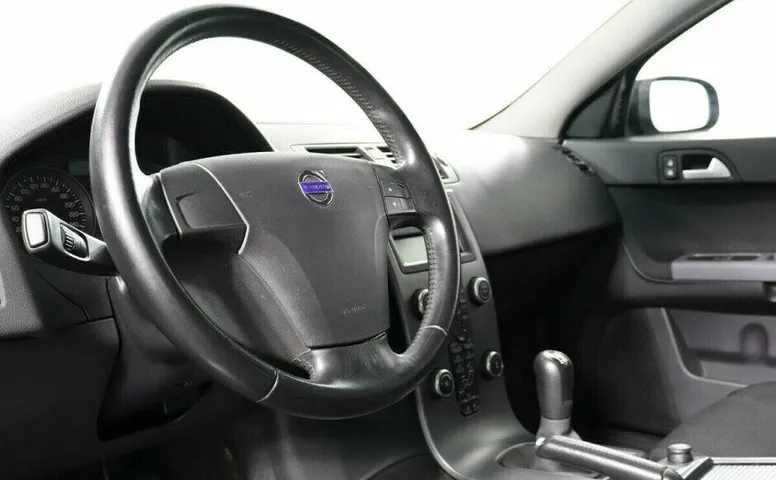 Volvo S40 1.6 Механика