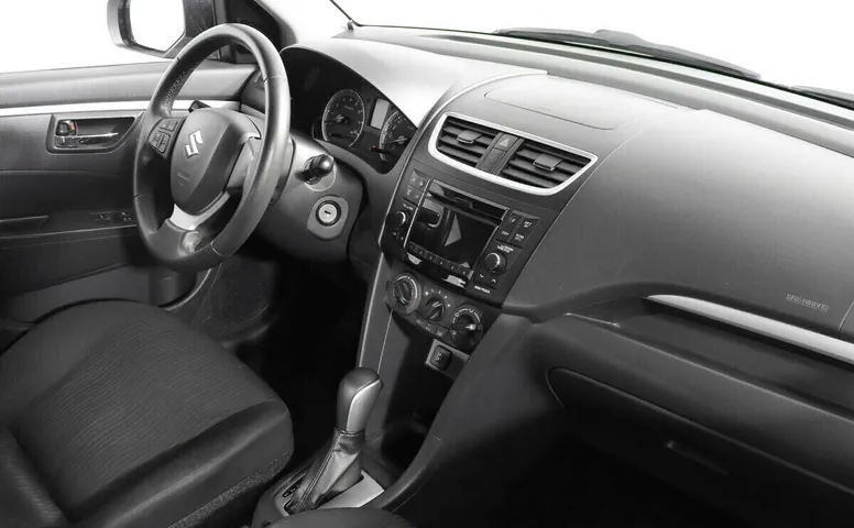 Suzuki Swift IV