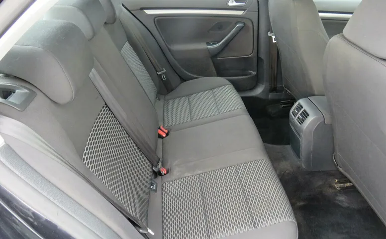 Volkswagen Jetta V