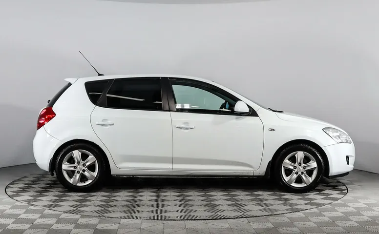 Kia Ceed 1.6 АКПП