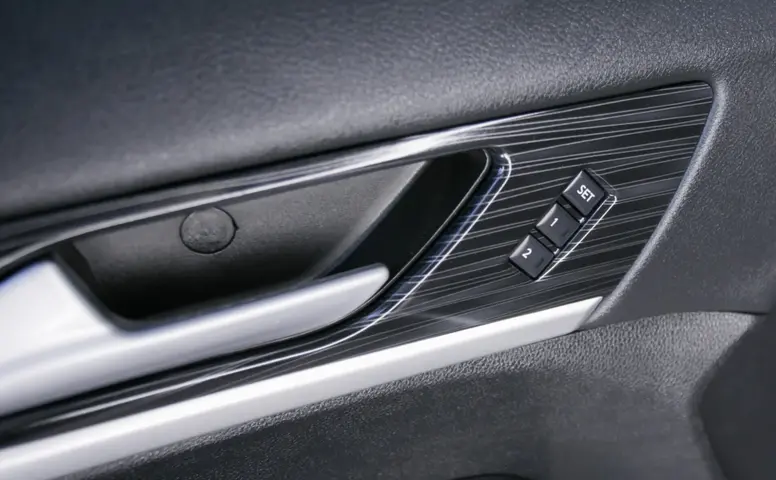 DongFeng AX7