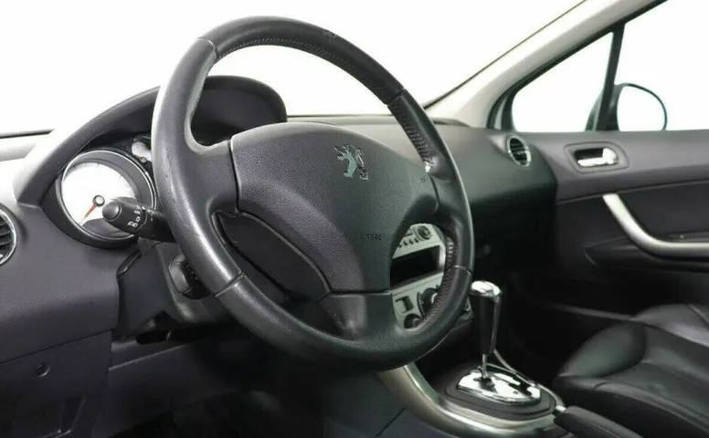 Peugeot 308 1.6 Автомат