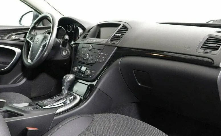 Opel Insignia 2.0 Автомат