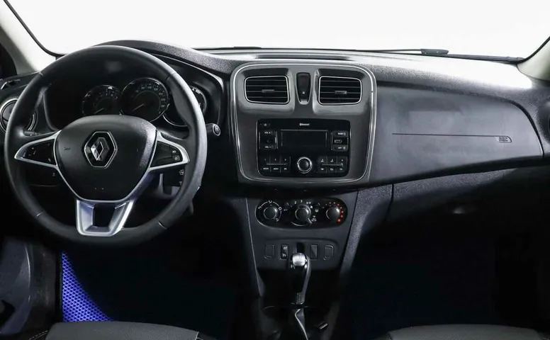 Renault sandero stepway cvt 2021 с пробегом 10 000 км