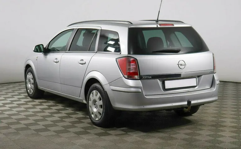 Opel Astra H Рестайлинг