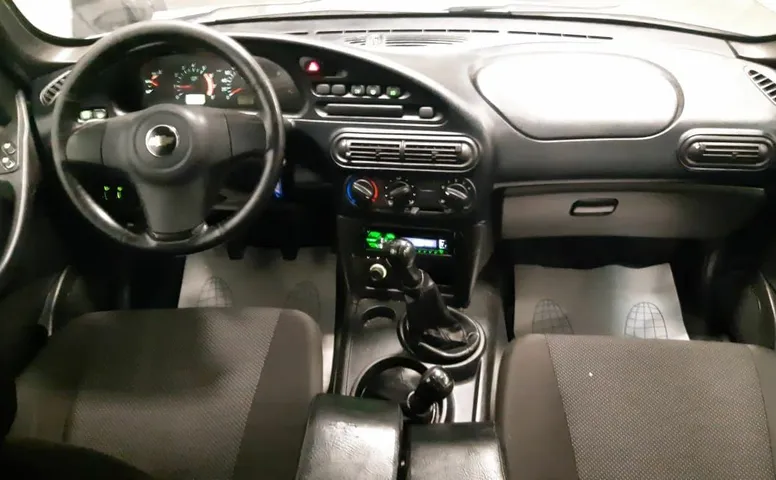 Chevrolet NIVA 1.7 MT (80 л.с.) 4WD