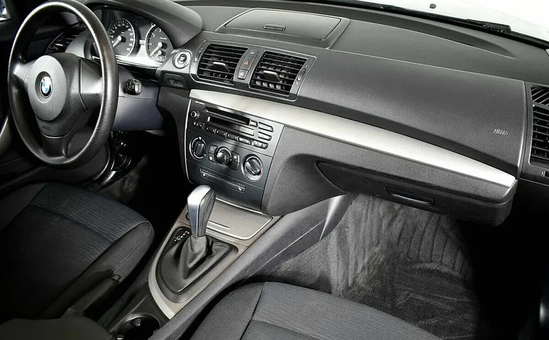 BMW 1 серии 118i I (E81/E82/E87/E88) Рестайлинг