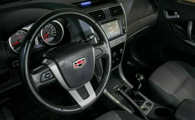 Geely emgrand x7