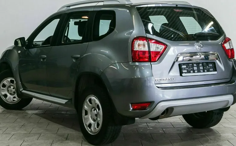 Nissan terrano
