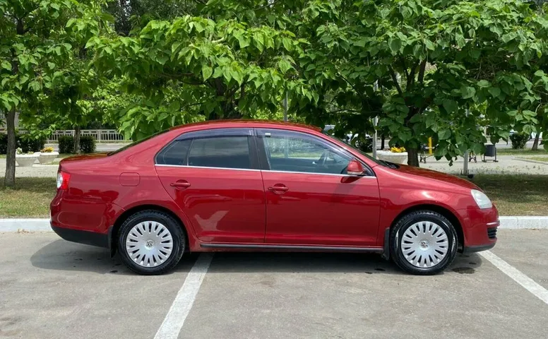 Volkswagen Jetta V