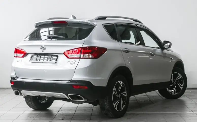 DongFeng AX7