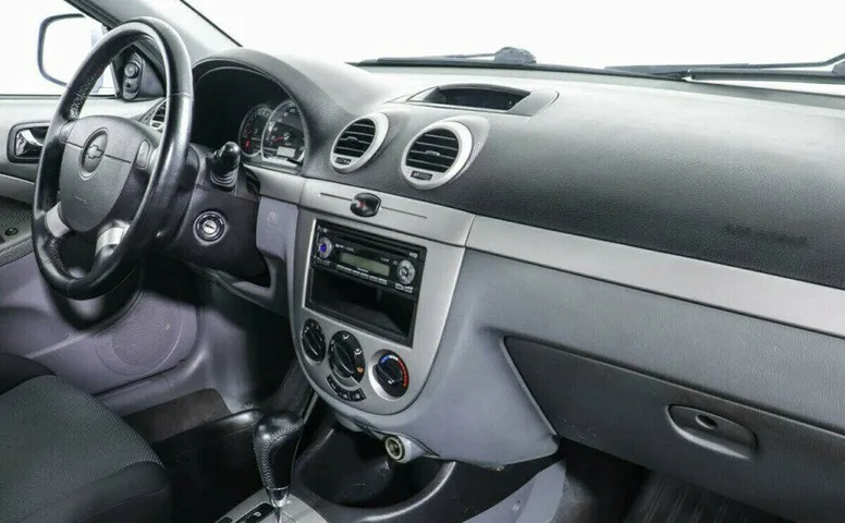 Chevrolet Lacetti 1.6 Автомат
