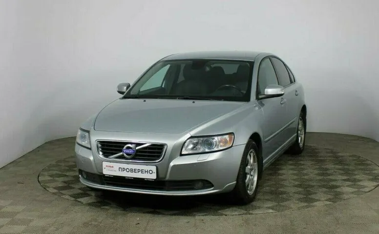 Volvo S40 2.0 Робот