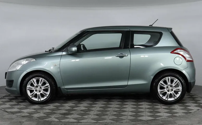 Suzuki Swift IV