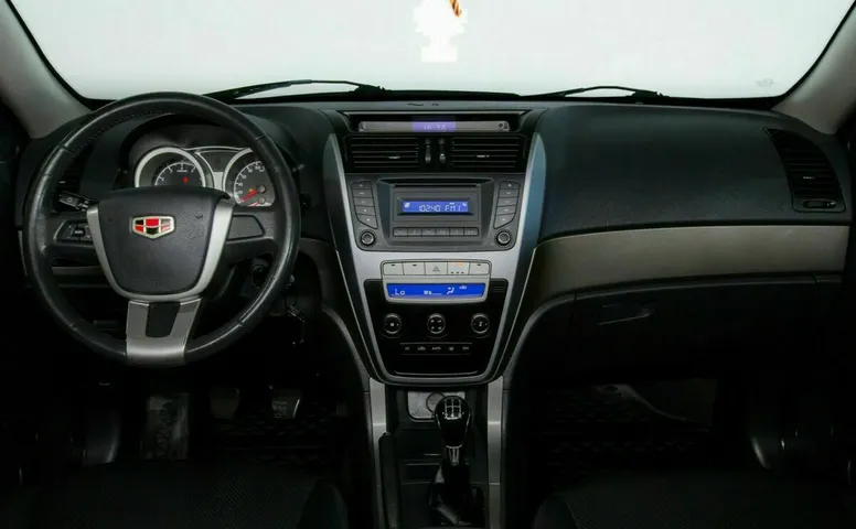 Geely emgrand x7