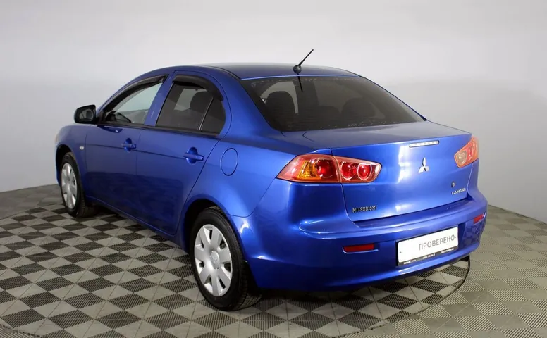Mitsubishi Lancer