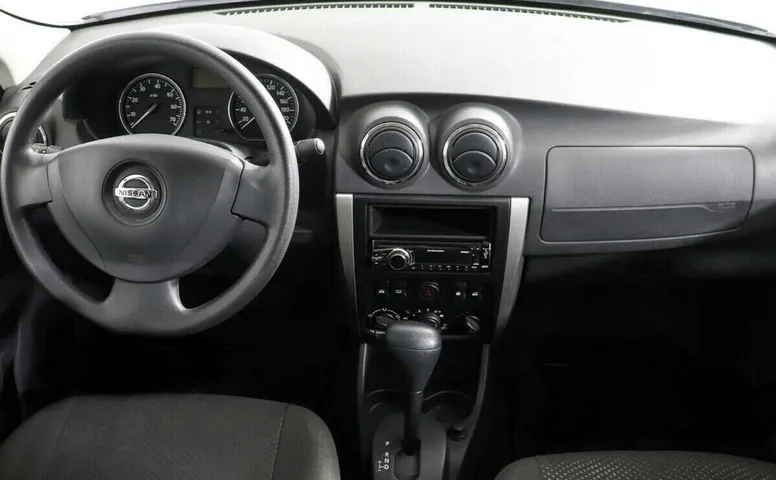 Nissan Almera III (G15)