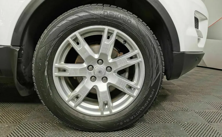 Land Rover Range Rover Evoque 2.0 Si4 9AT (240 л.с.) Pure Tech Белый