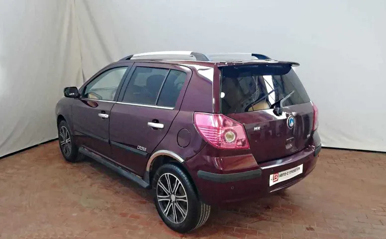Geely MK_CROSS 1.5 MT (94 л.с.)