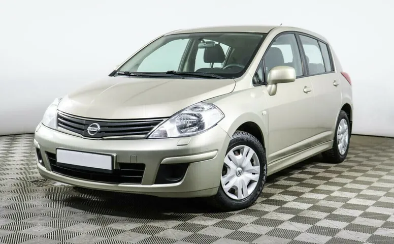 Nissan Tiida I Рестайлинг