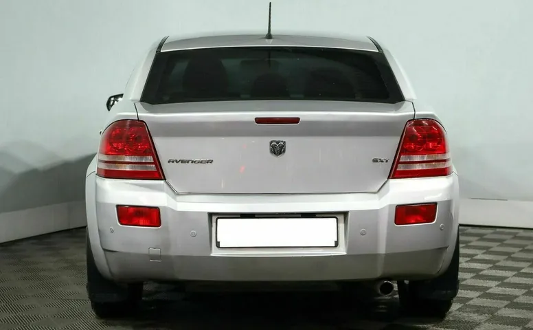 Dodge avenger
