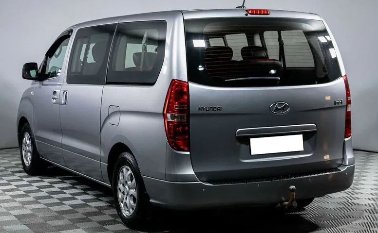 Hyundai H-1