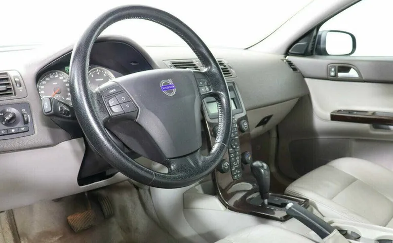 Volvo S40 2.4 Автомат