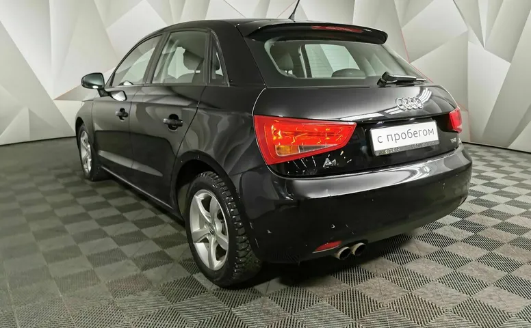 Audi A1 1.4 TFSI S-tronic (122 л.с.) Черный