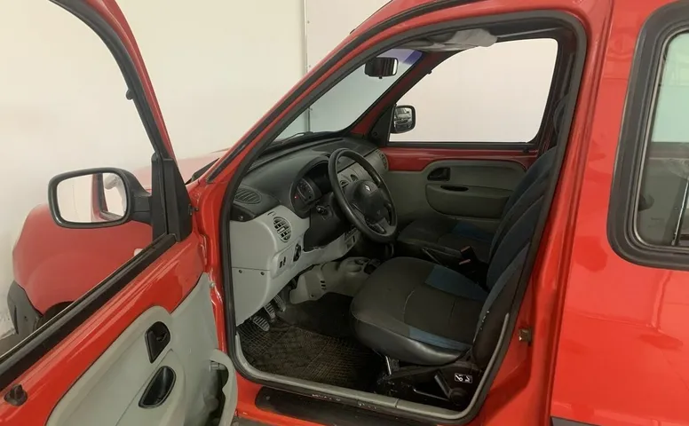 Renault KANGOO 1.5d MT (61 л.с.)