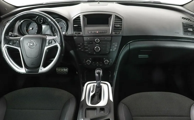 Opel Insignia I