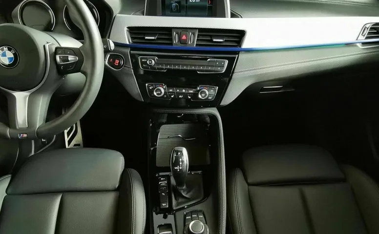 BMW X2 20i xDrive AT (192 л.с.) M Sport Синий
