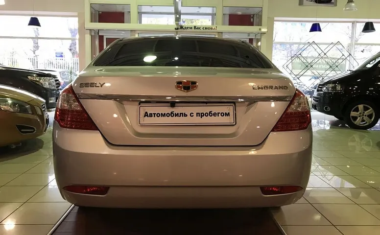 Geely Emgrand EC7