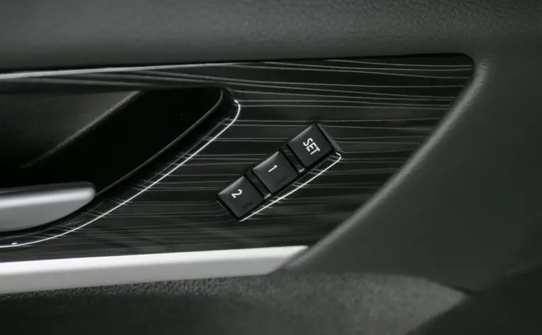 DongFeng AX7