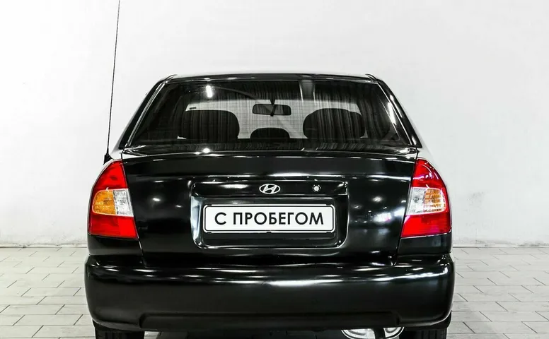 Hyundai accent