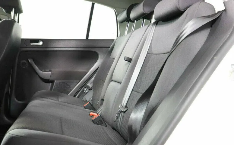 Volkswagen Golf Plus 1.6 Робот