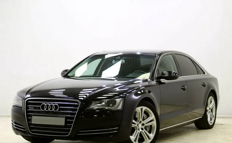 Audi A8 III (D4)