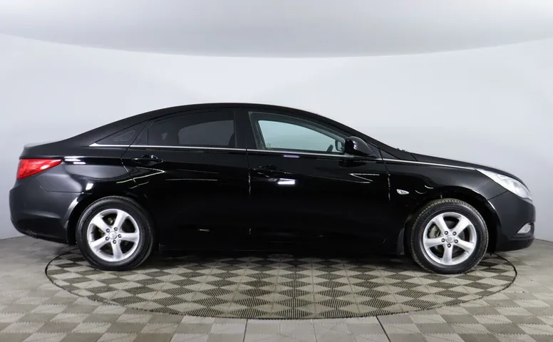 Hyundai Sonata 2.0 АКПП