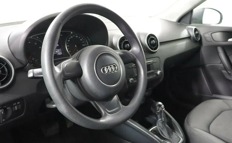 Audi A1 I (8X) Рестайлинг