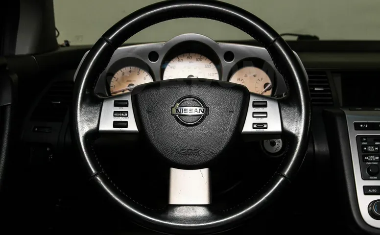 Nissan Murano, 1 поколение
