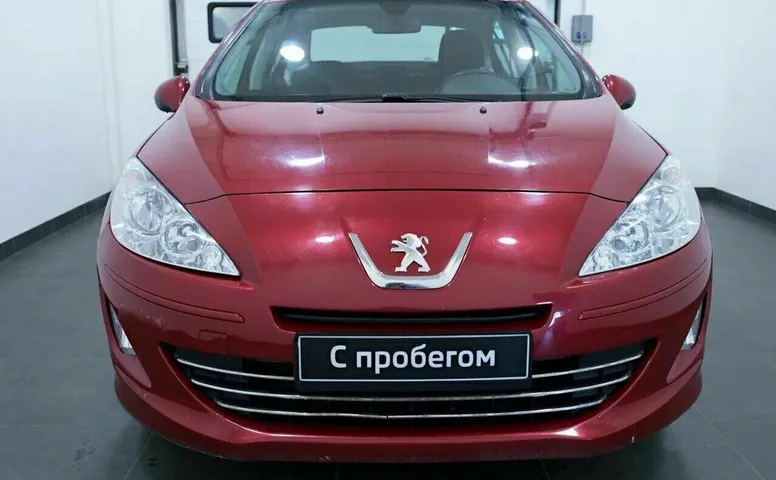 Peugeot 408