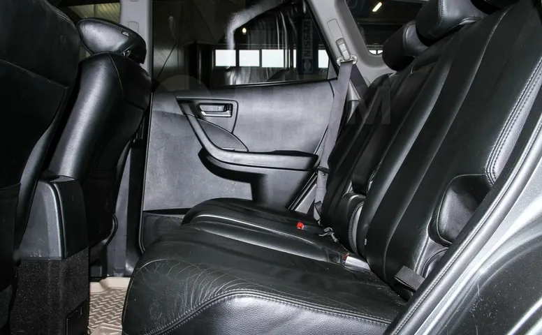 Nissan Murano, 1 поколение
