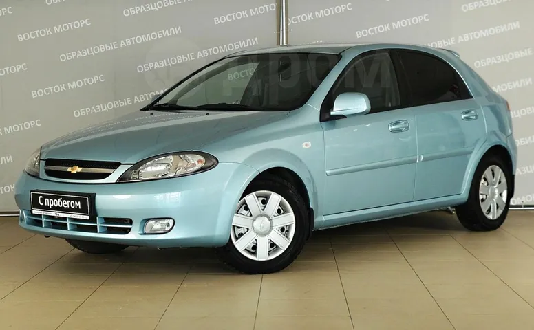 Chevrolet Lacetti, 1 поколение
