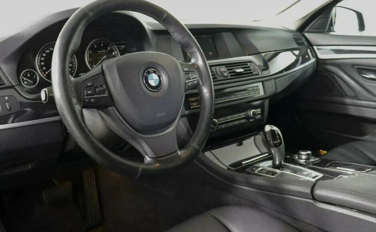BMW 5 серия 2.0 Автомат
