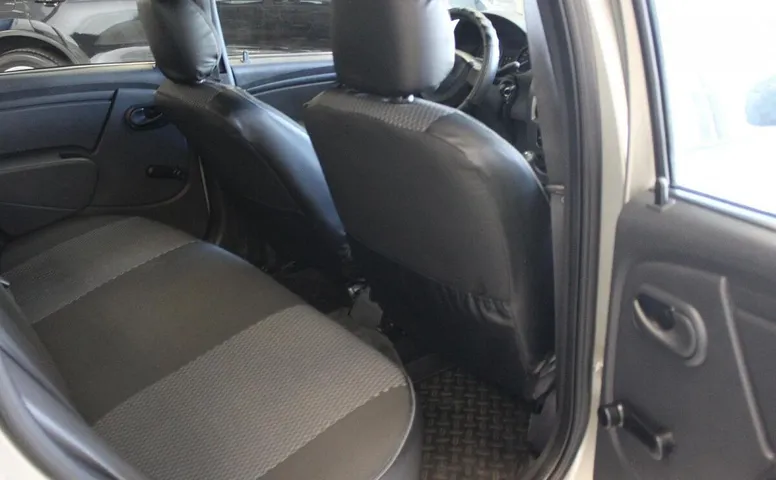 Renault Logan I Рестайлинг