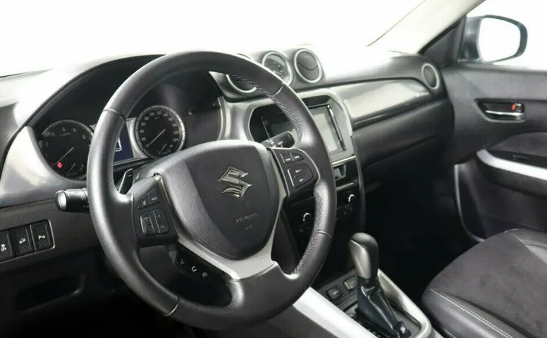 Suzuki Vitara 1.6 Автомат