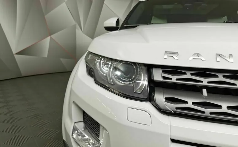 Land Rover Range Rover Evoque 2.0 Si4 9AT (240 л.с.) Pure Tech Белый