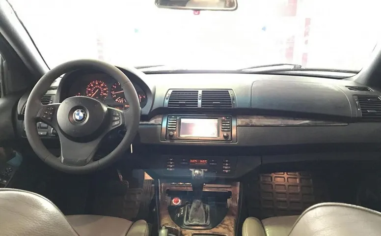 BMW X5 I (E53) Рестайлинг 4.4i